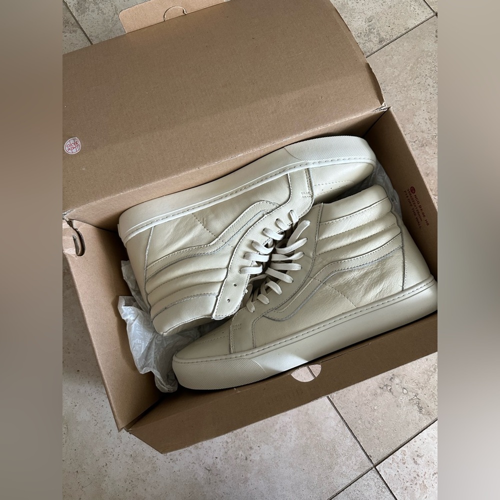 Vans Men’s SK8-HI Cup CA Leather Whisper White, size 12